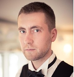 Михаил Титов
