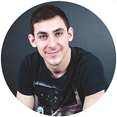 Антон Карев