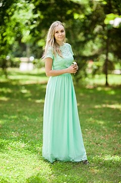 Настасья Зверинцева