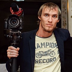 Артур Постолов