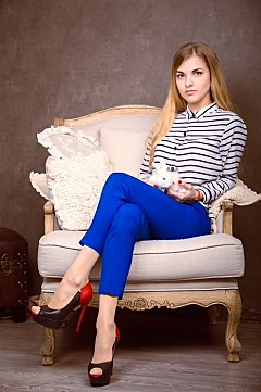 Анна Яценко