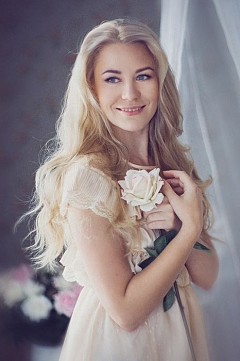 Светлана Светлакова