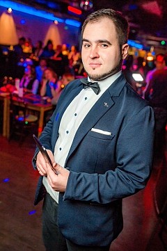 Илья Шаронов