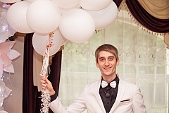 Роман Золотников