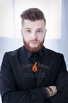 Евгений Жаров