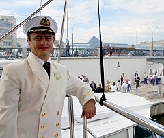 Олег Половникоff