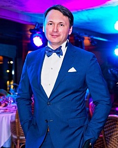 Дмитрий Сурков
