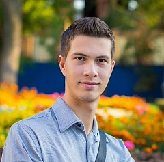 Павел Вахмистров