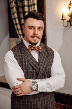 Олег Дякин