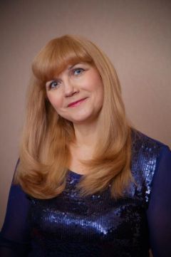 Елена Кожанова