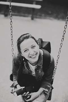 Яна Полякова