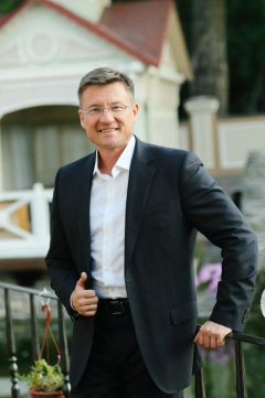 Кирилл Ермолаев