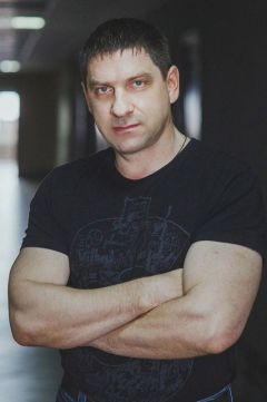 Николай Земледельцев