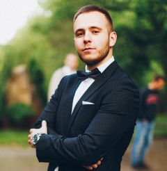 Александр Грицук