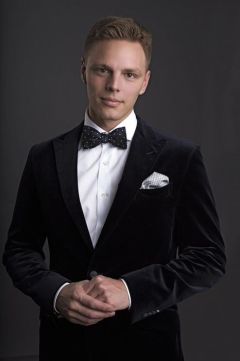 Виталий Сурма