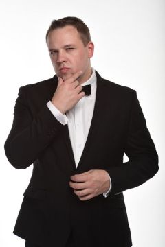 Денис Гагарин