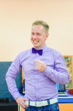 Олег Ларькин